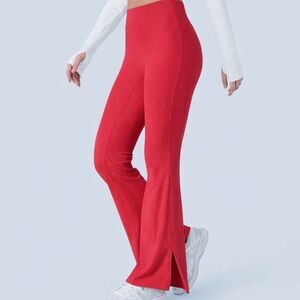 Halara Ribbed High Waisted Flared Yoga Full Length Leggings Winterberry Sz M NWT